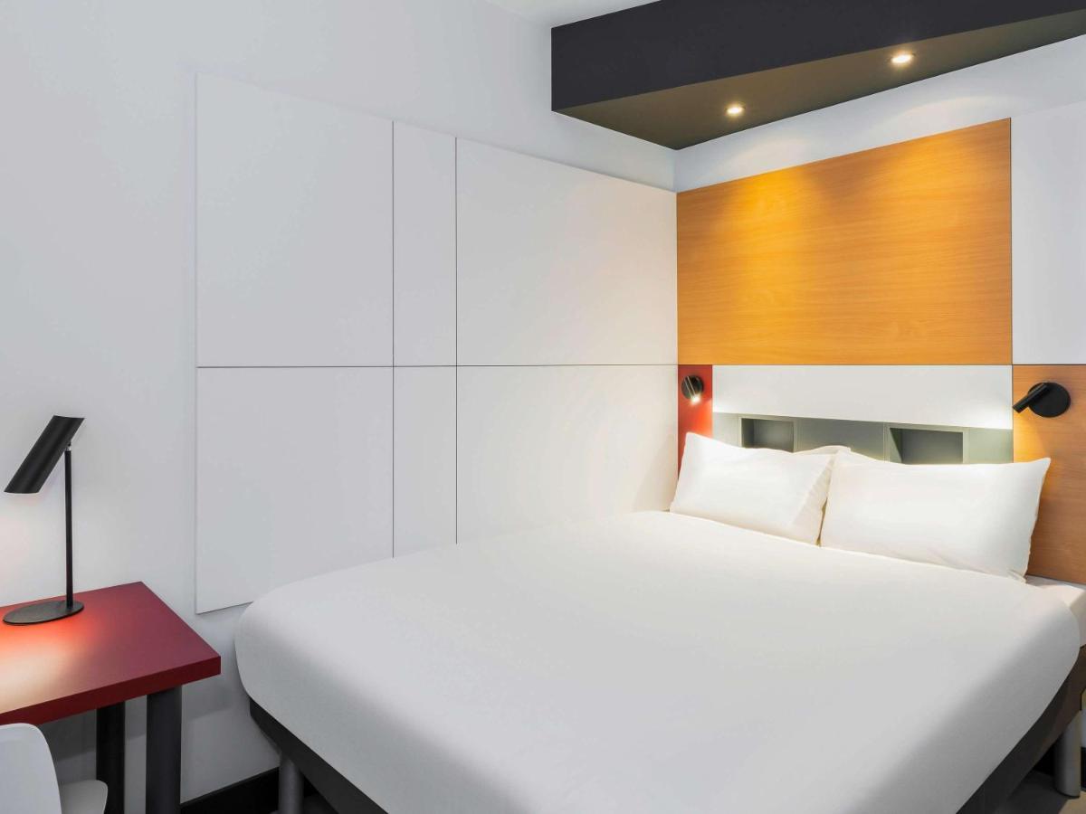 Ibis Budget Oostende Airport Middelkerke Exterior photo